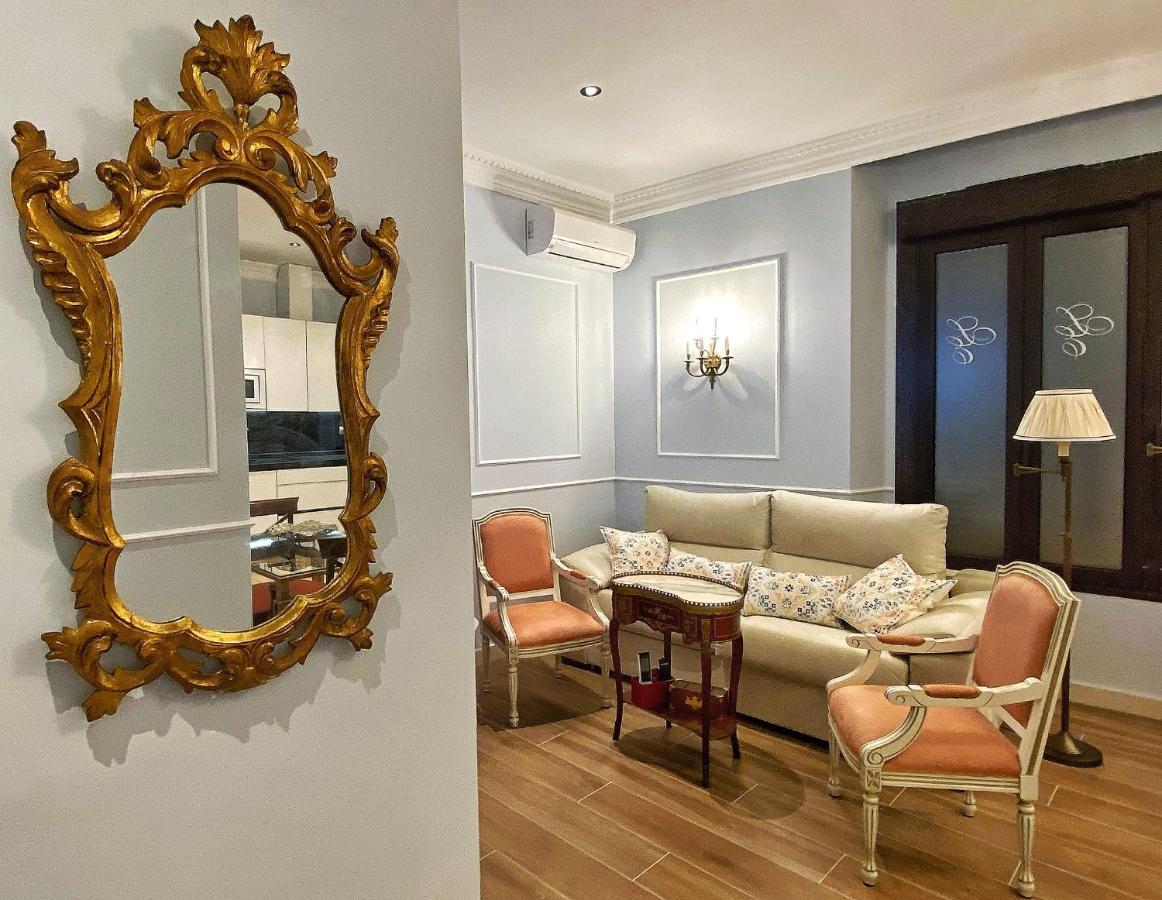 Suites San Esteban 16 Real, Seville